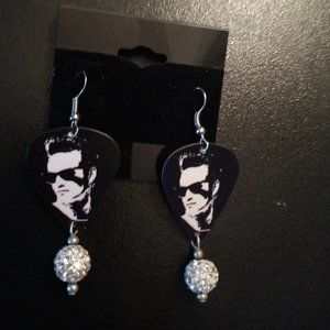 LUKE PERRY GUITAR PICK EARRINGS & NECKLACE SET